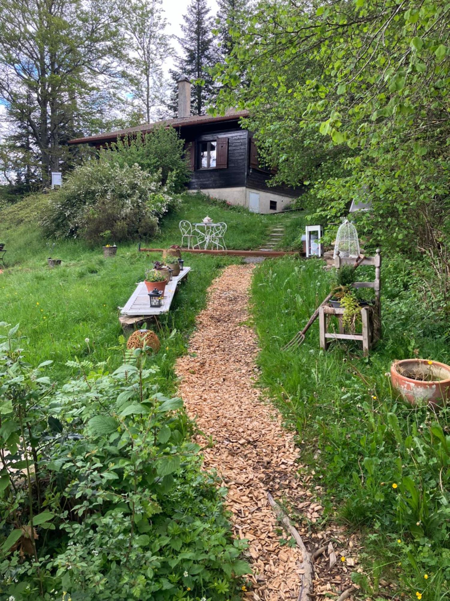 Un Ptit Chalet Les Brenets Exterior foto